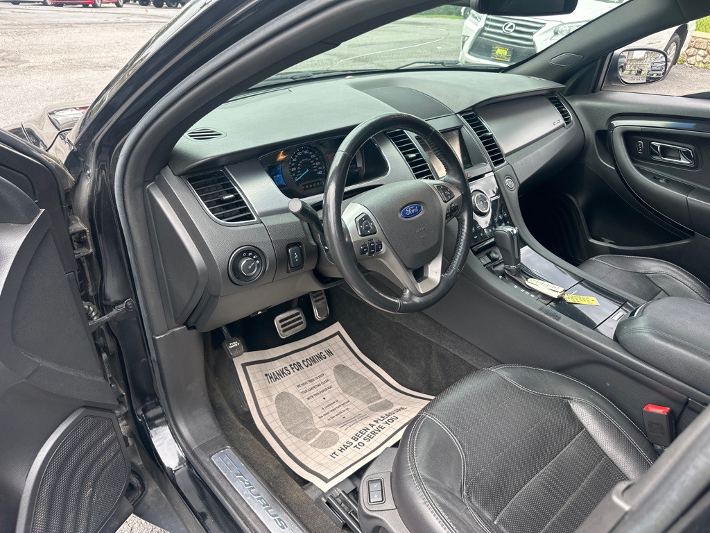 2013 Ford Taurus Image 23