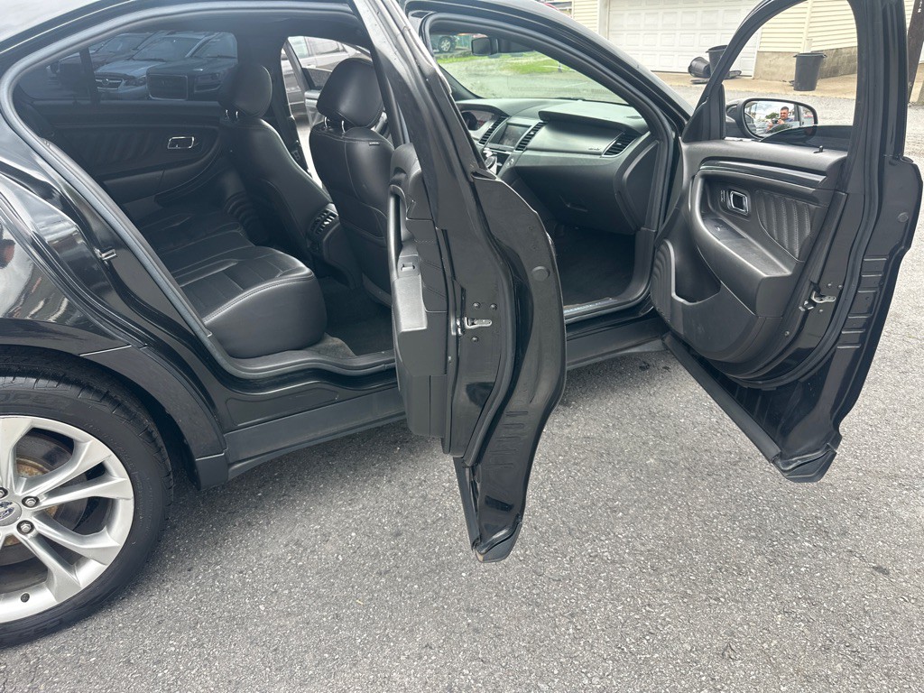 2013 Ford Taurus Image 28