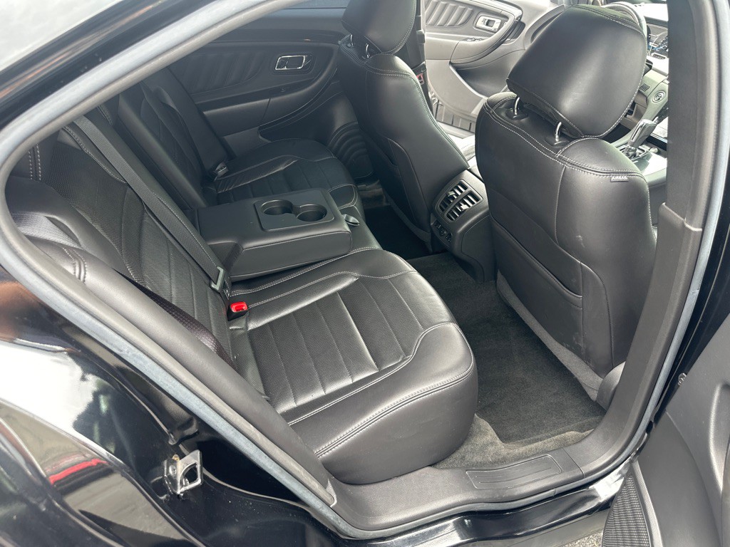 2013 Ford Taurus Image 33