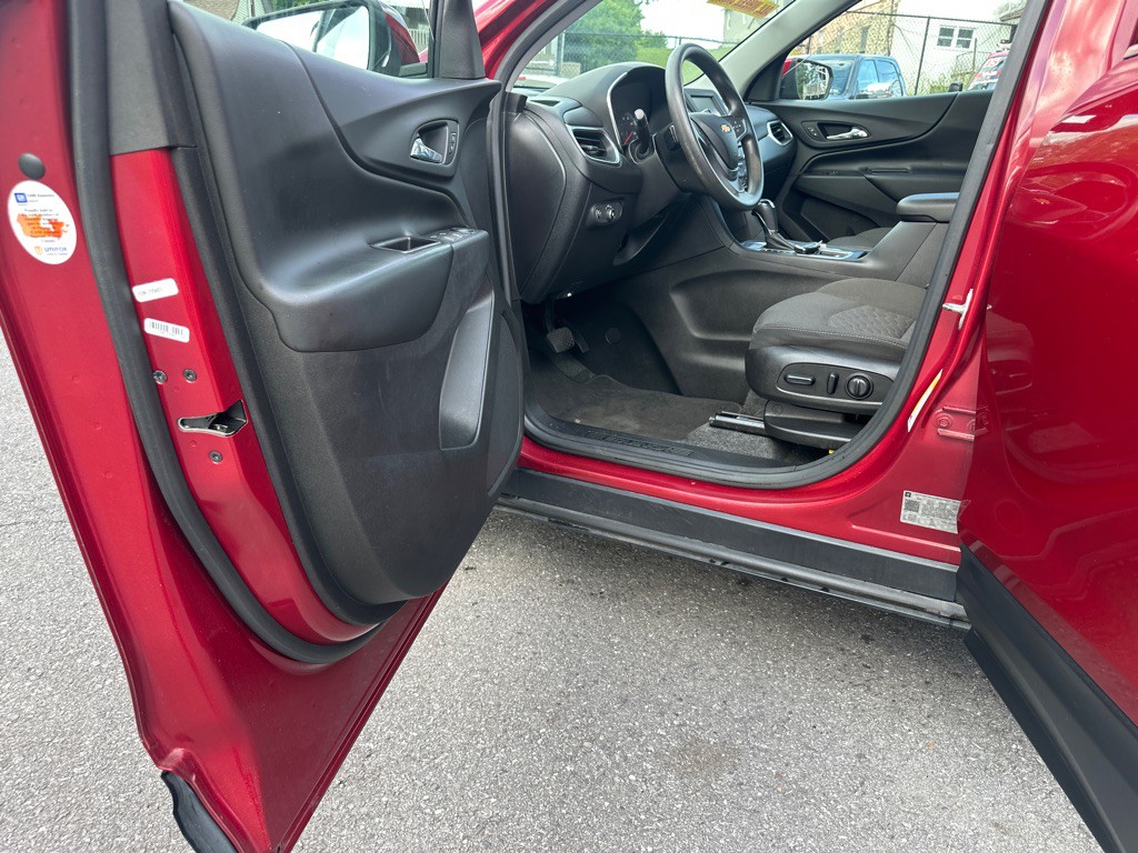 2018 Chevrolet Equinox Image 13