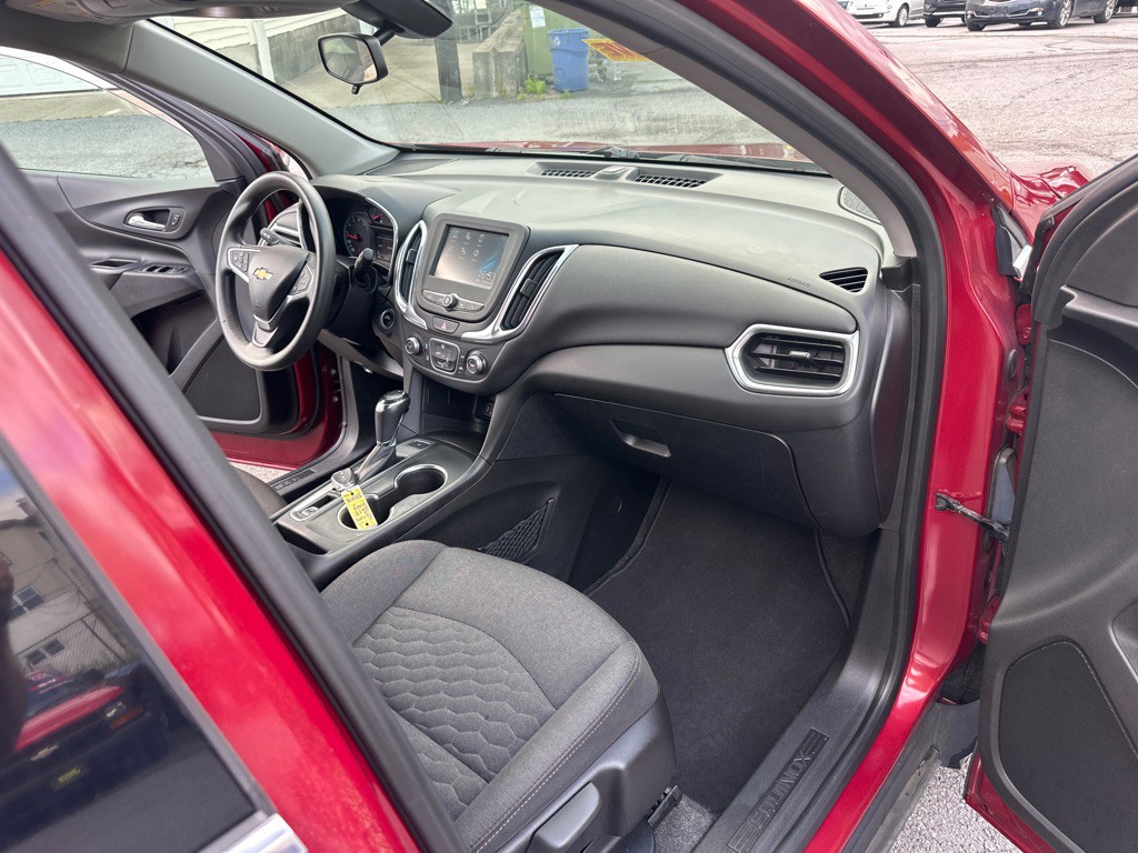 2018 Chevrolet Equinox Image 35