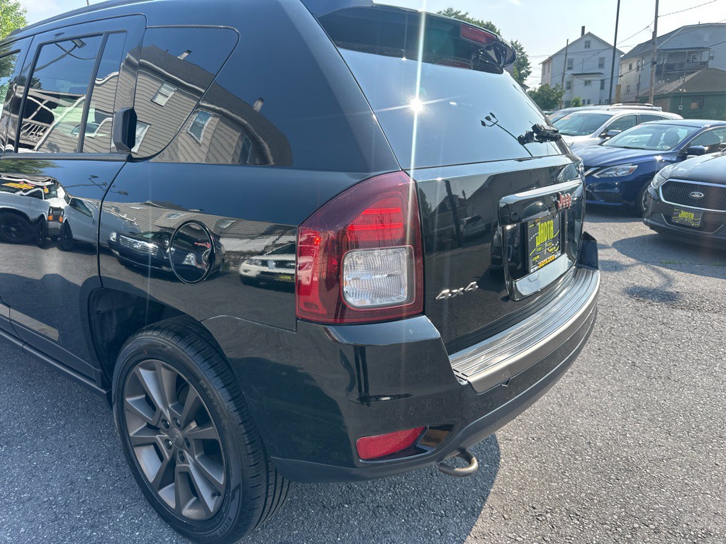 2016 Jeep Compass Image 14