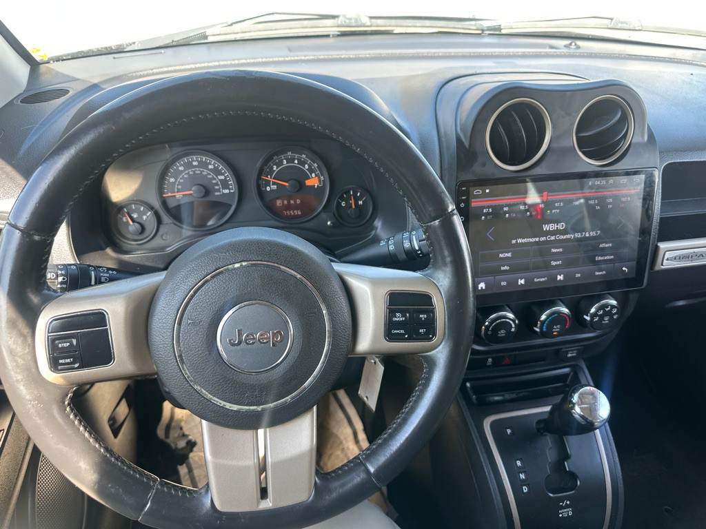 2016 Jeep Compass Image 19
