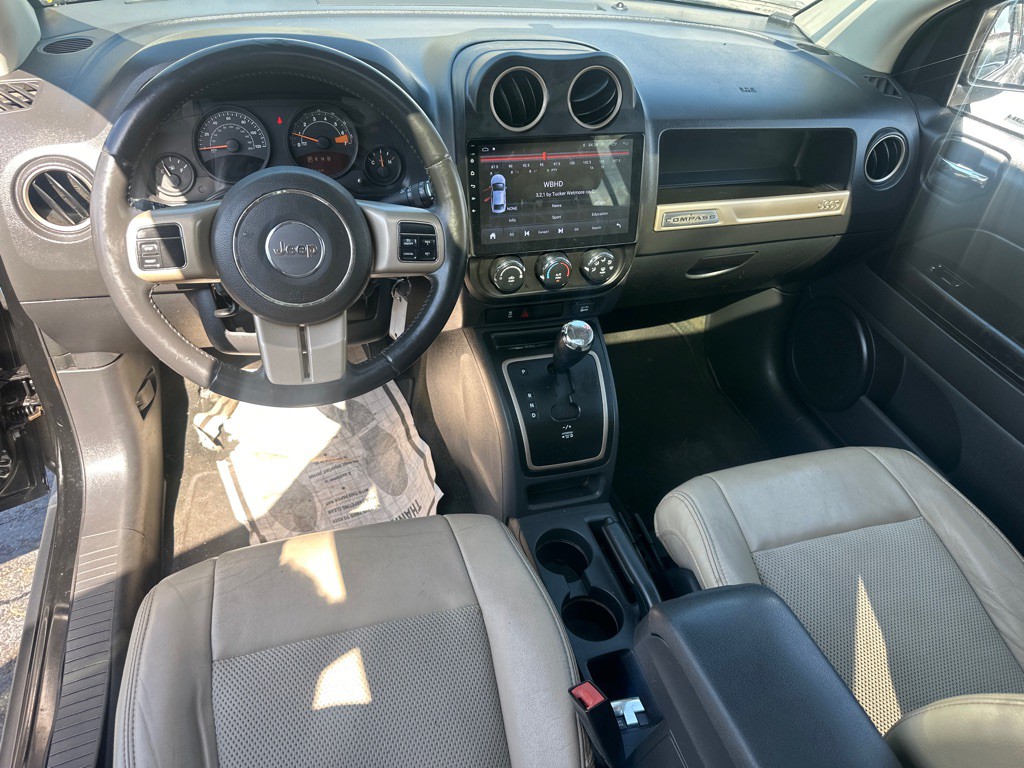 2016 Jeep Compass Image 22