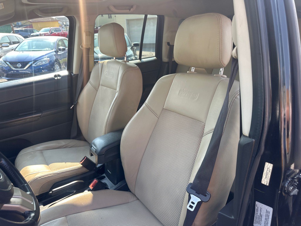 2016 Jeep Compass Image 46