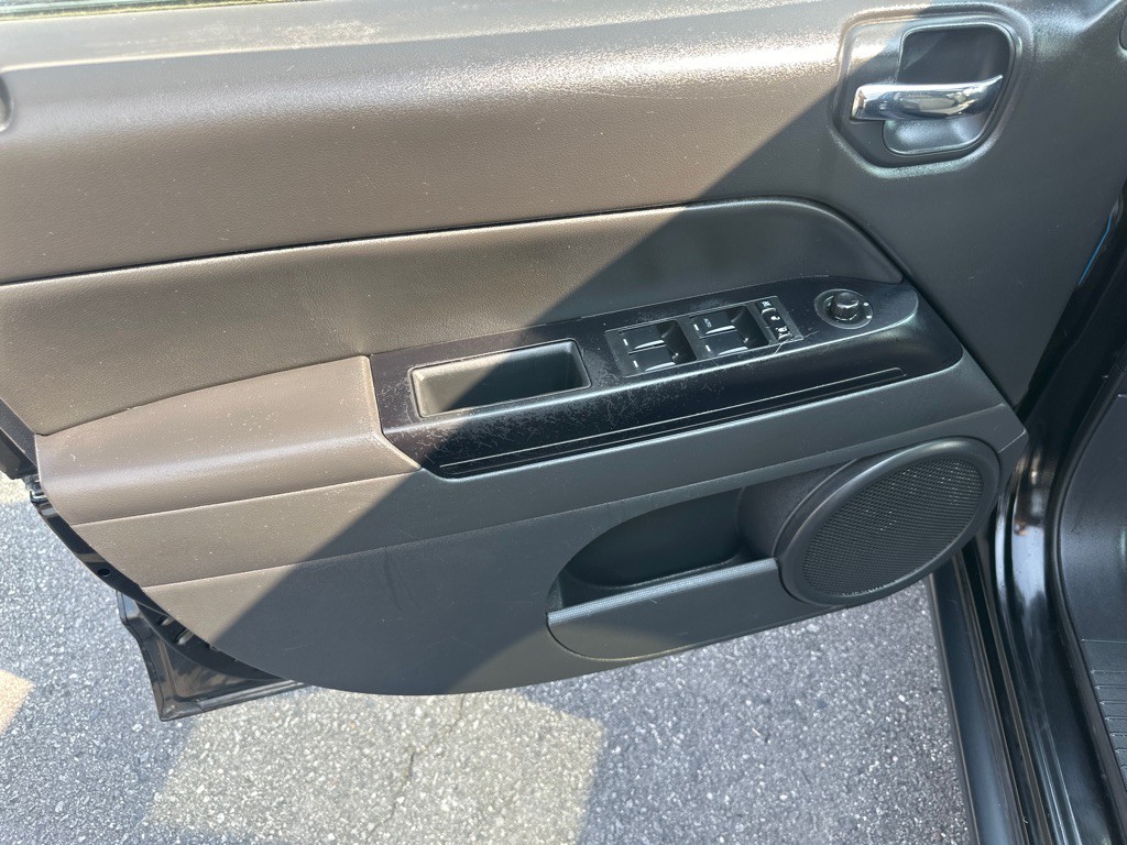 2016 Jeep Compass Image 54