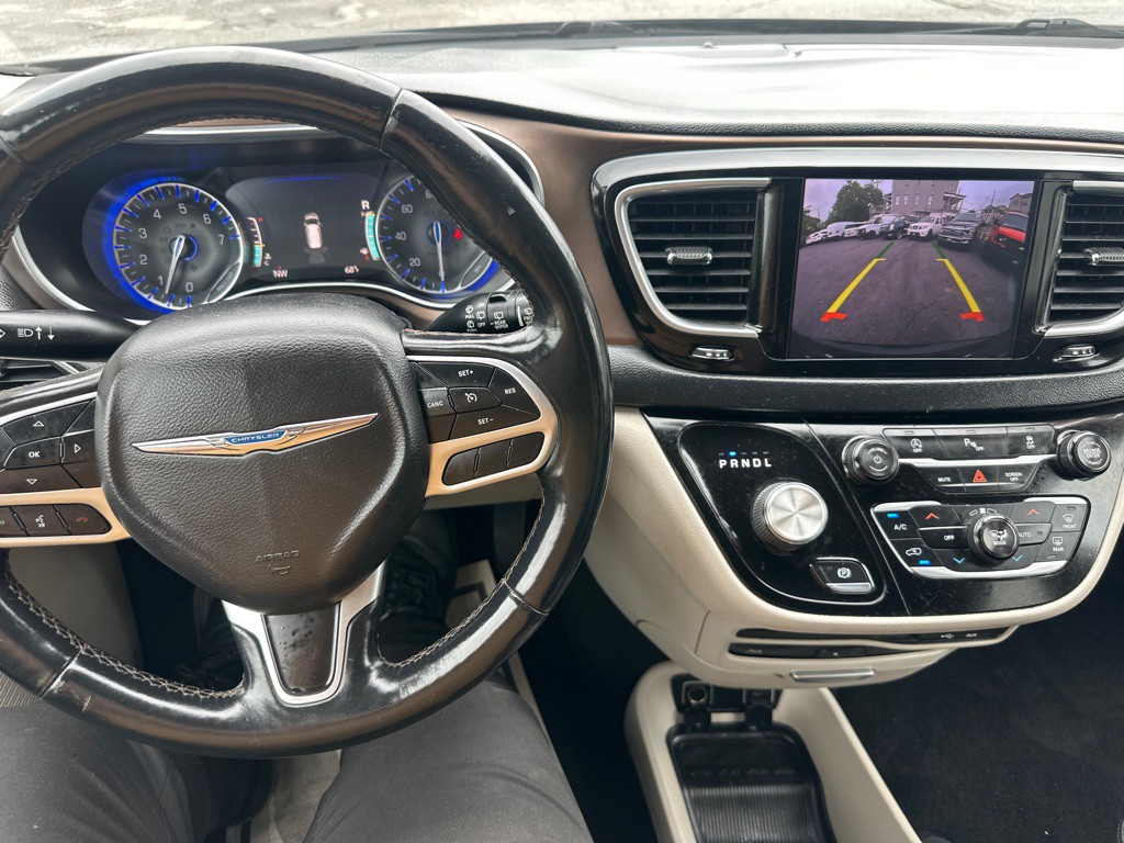 2018 Chrysler Pacifica Image 58