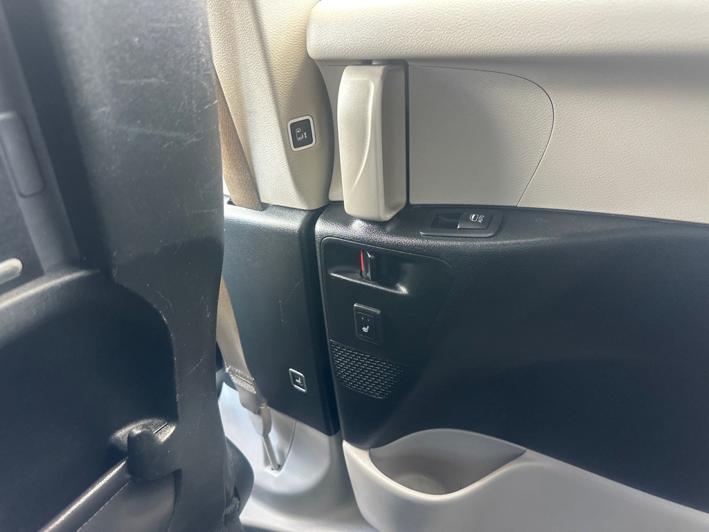 2018 Chrysler Pacifica Image 97