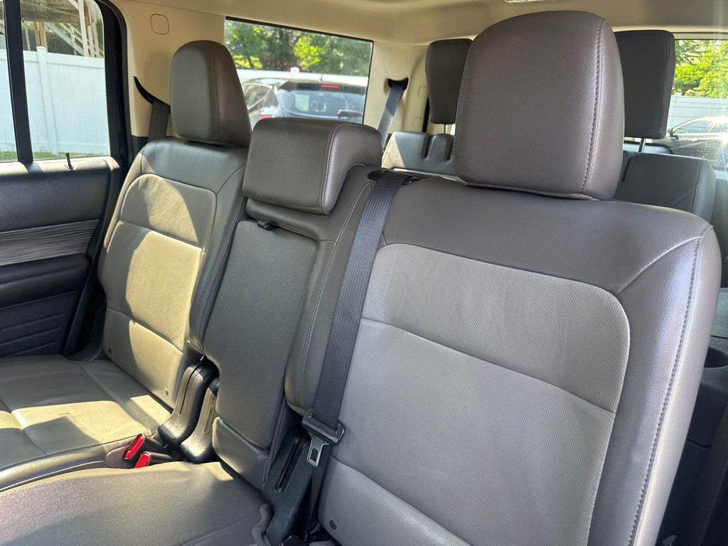 2016 Ford Flex Image 25