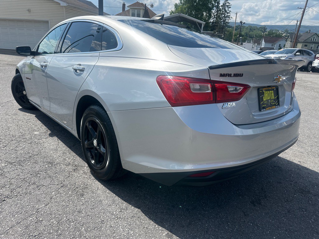 2018 Chevrolet Malibu Image 55