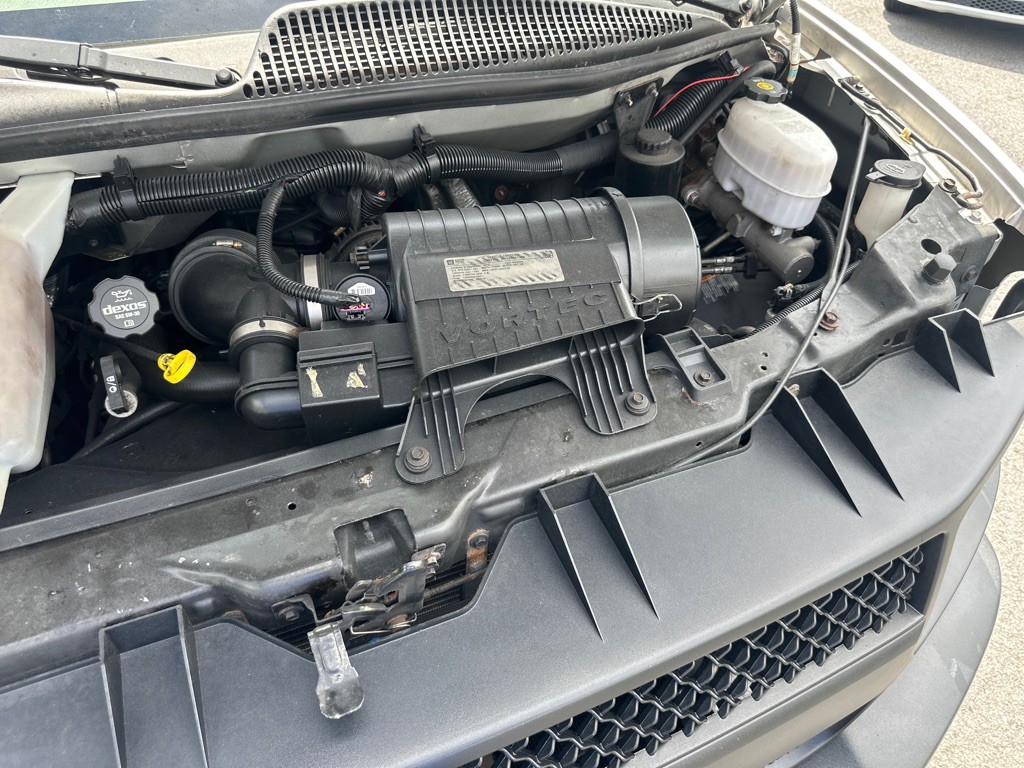 2015 Chevrolet Express Image 37