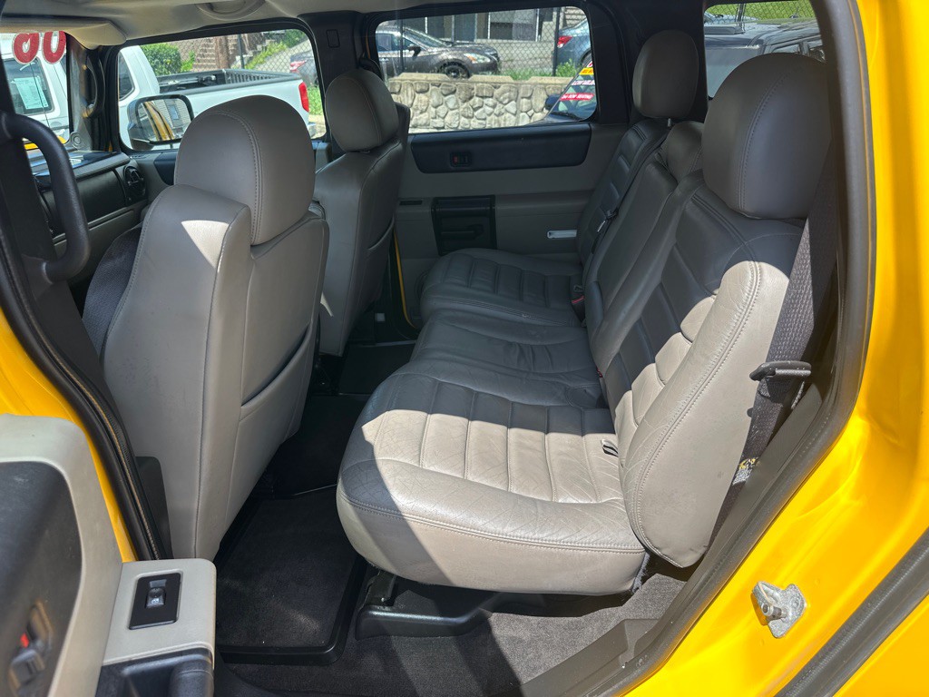 2006 HUMMER H2 Image 17