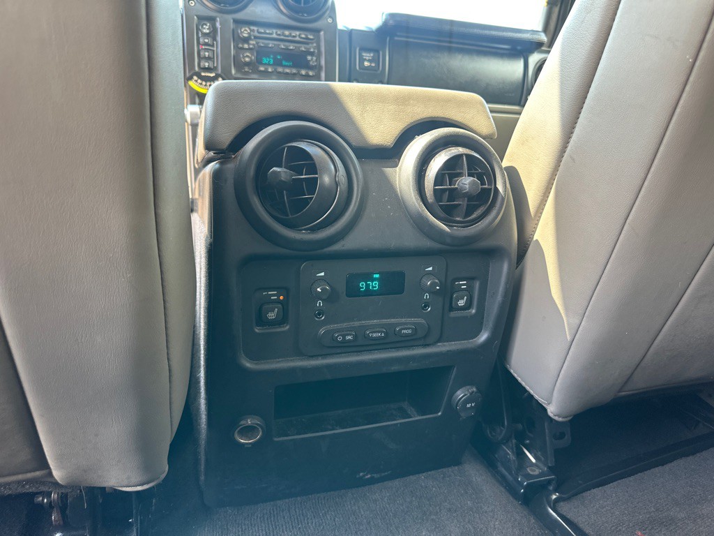 2006 HUMMER H2 Image 21