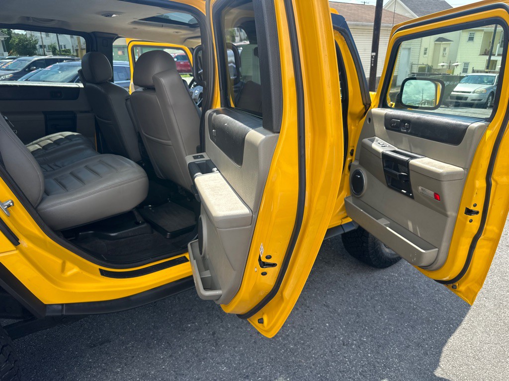 2006 HUMMER H2 Image 37