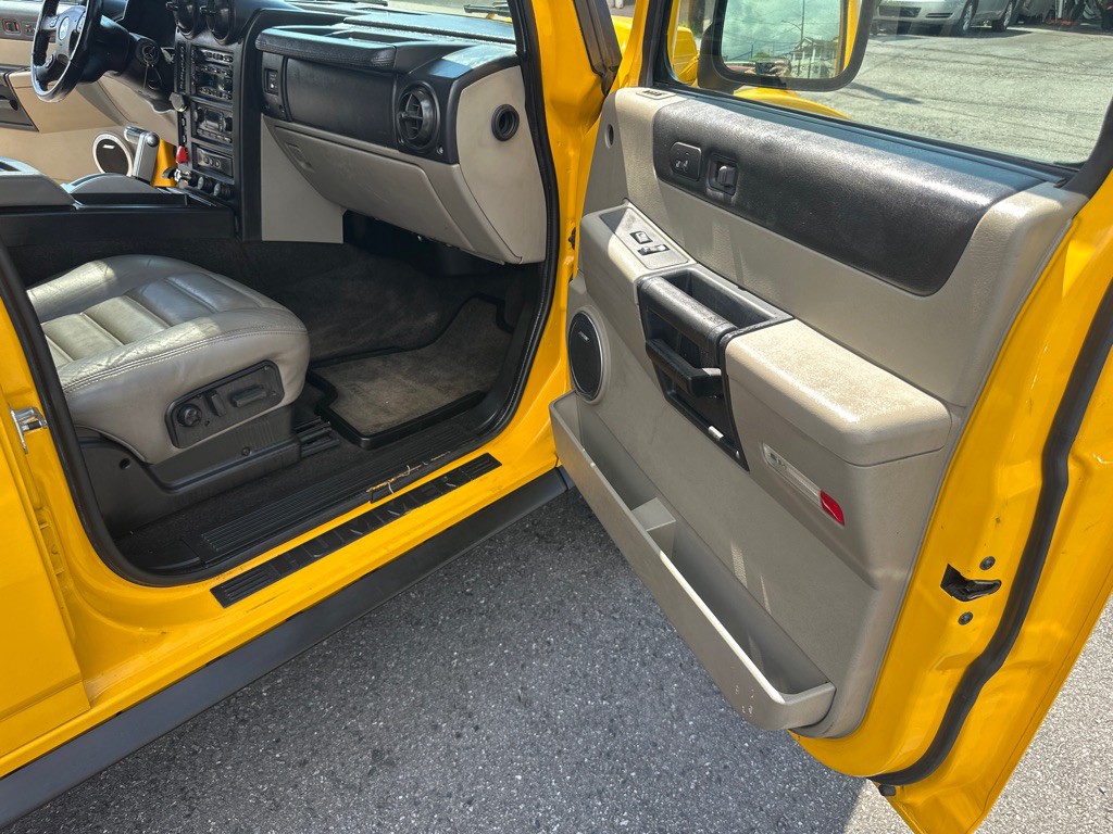 2006 HUMMER H2 Image 45