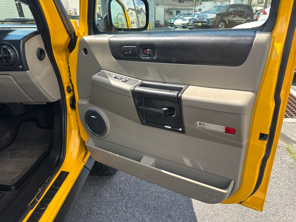 2006 HUMMER H2 Image 51