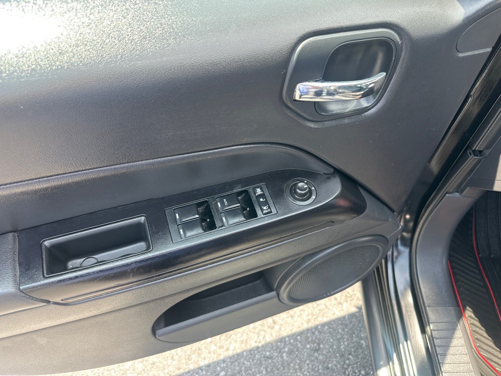 2014 Jeep Patriot Image 35