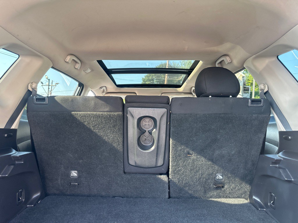 2017 Nissan Rogue Image 17