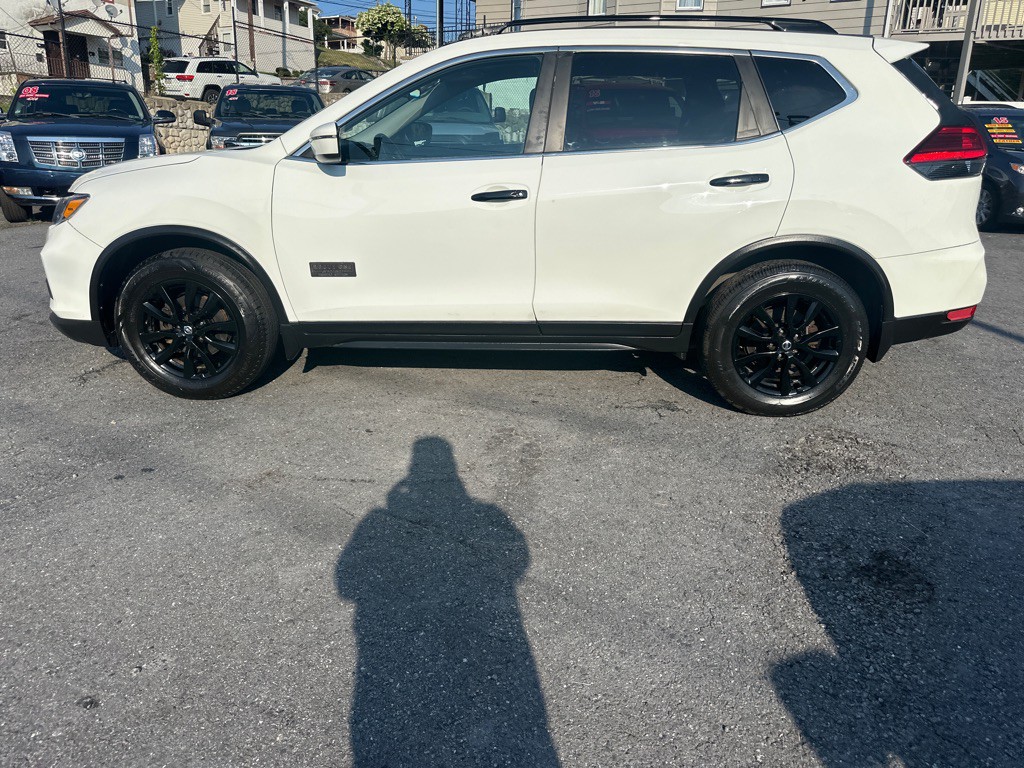 2017 Nissan Rogue Image 27