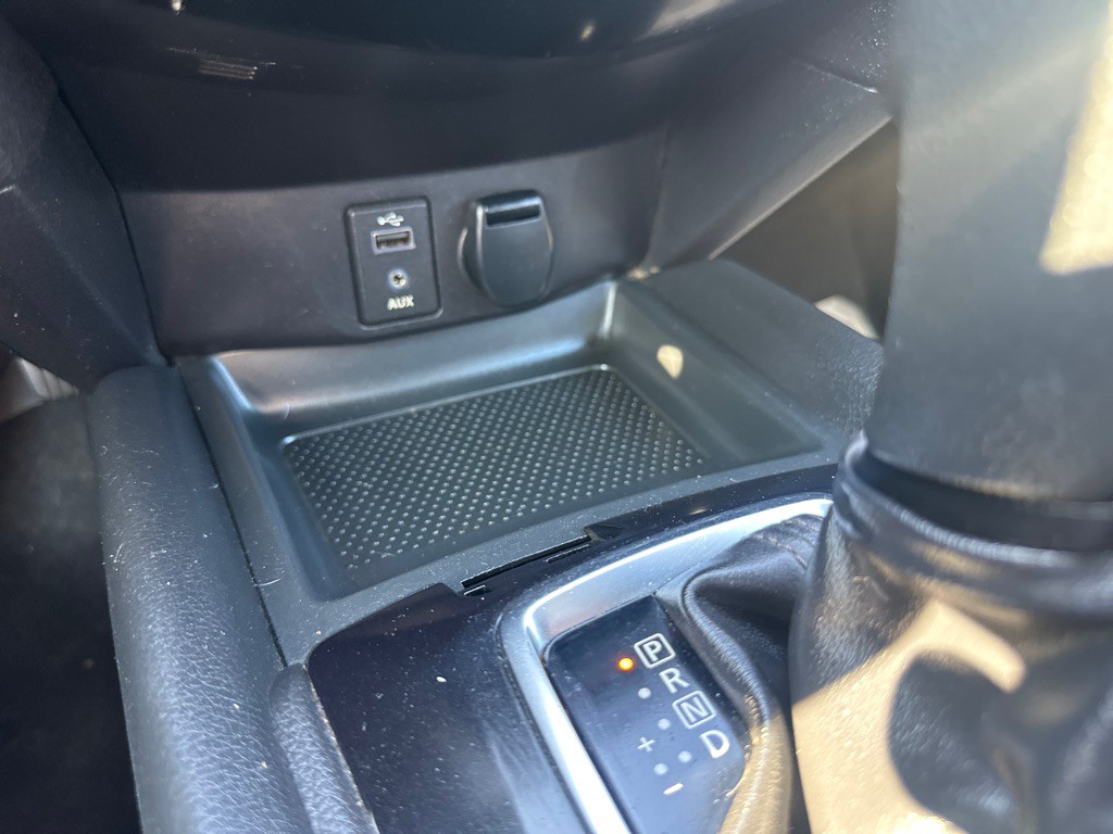 2017 Nissan Rogue Image 34