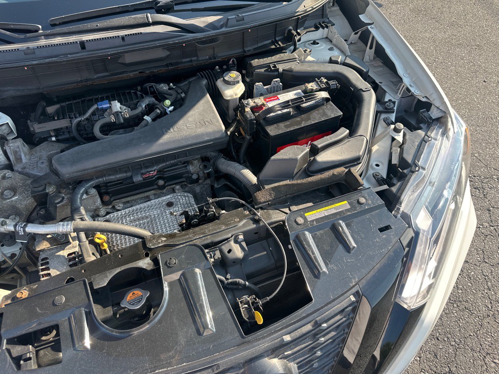 2017 Nissan Rogue Image 43
