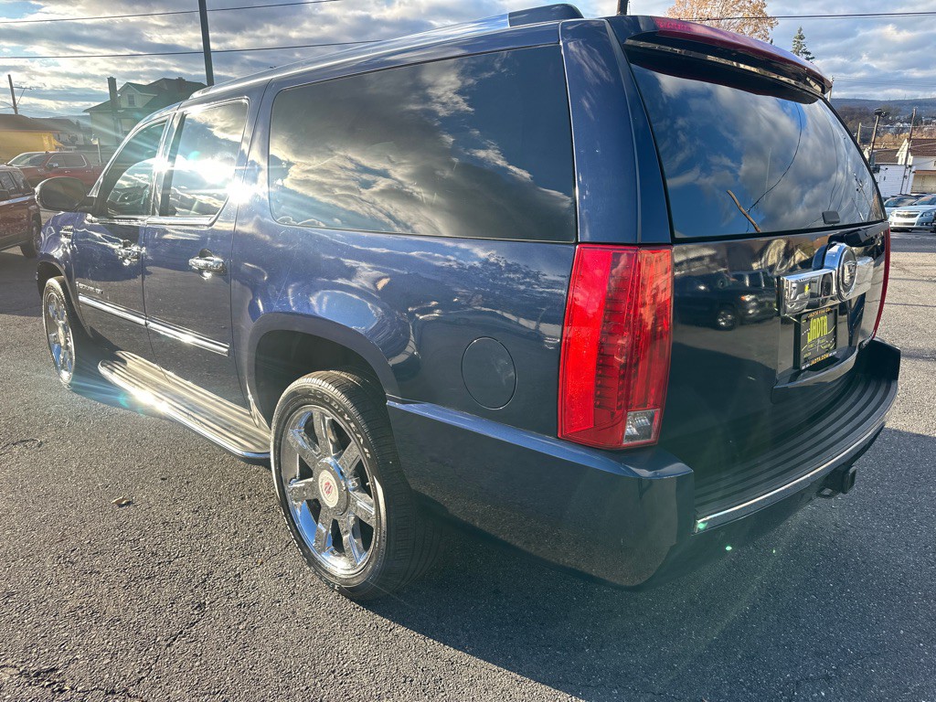 2008 Cadillac Escalade Image 7