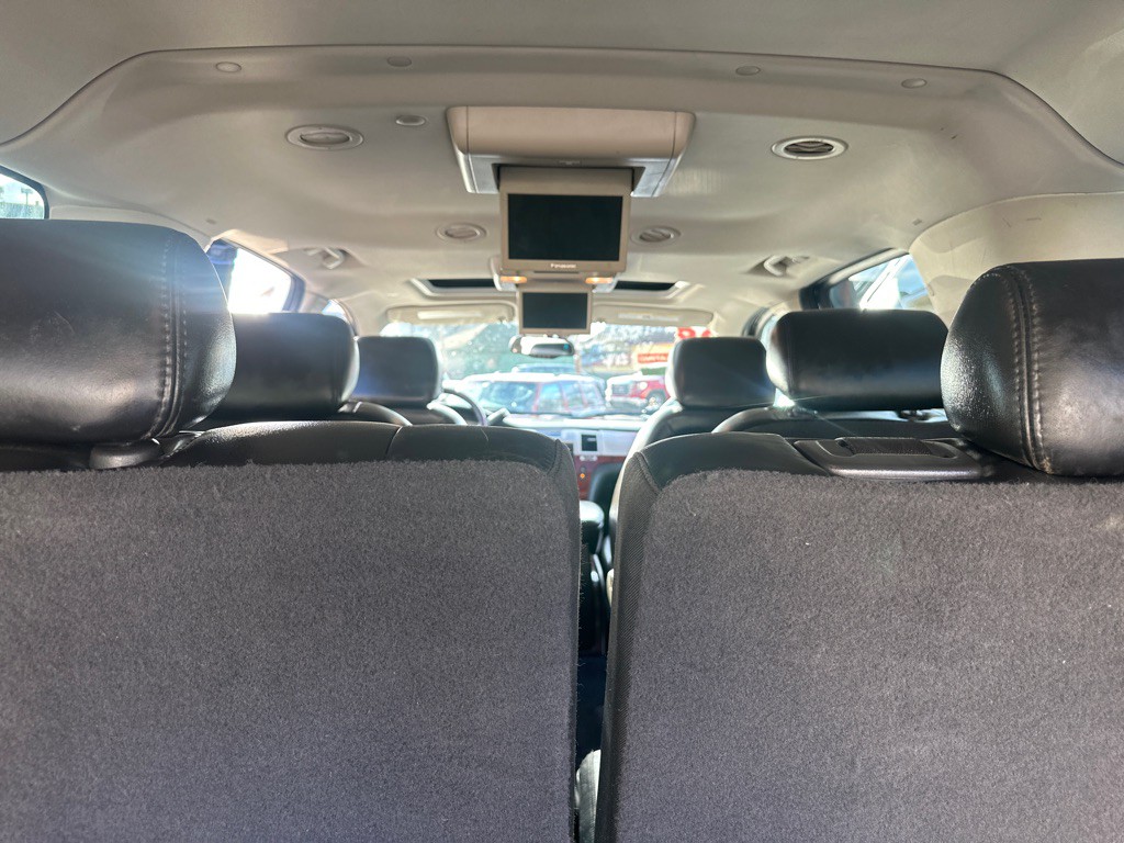 2008 Cadillac Escalade Image 37