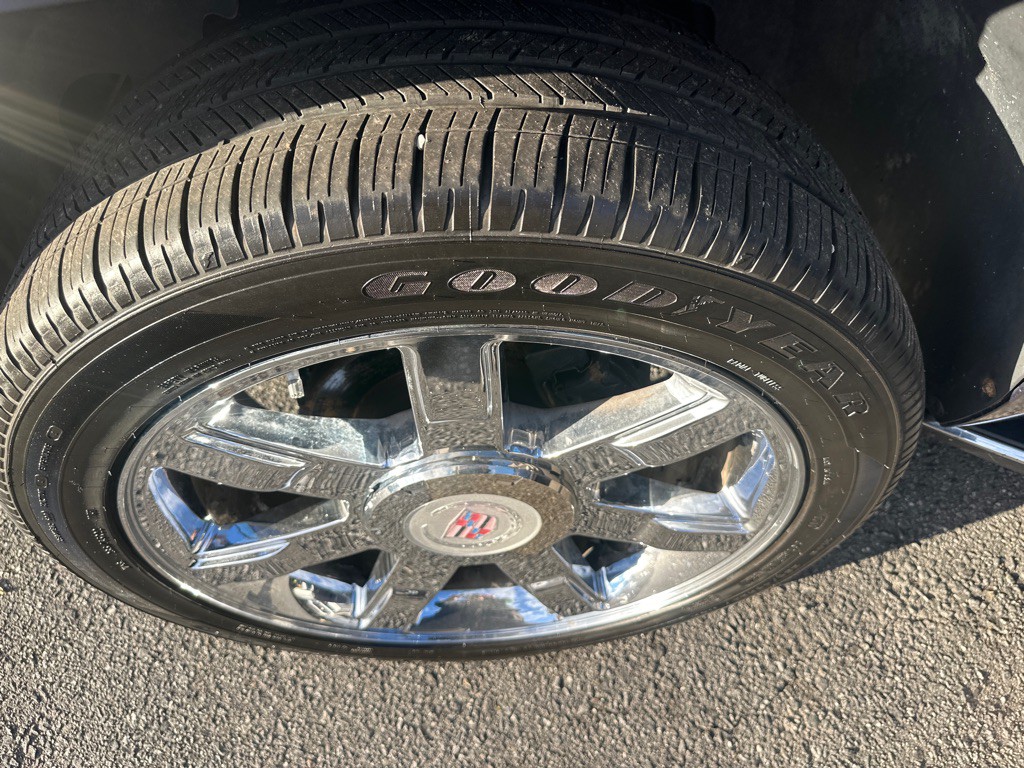 2008 Cadillac Escalade Image 52