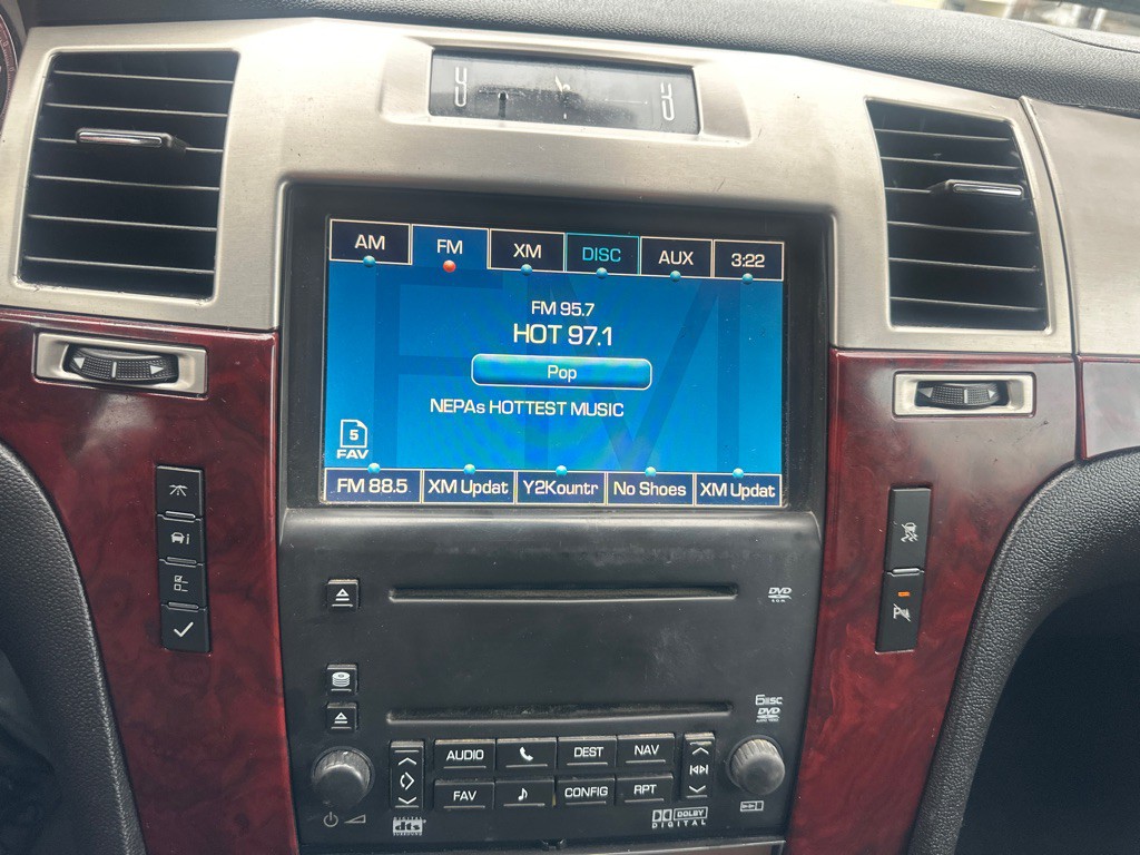 2008 Cadillac Escalade Image 62