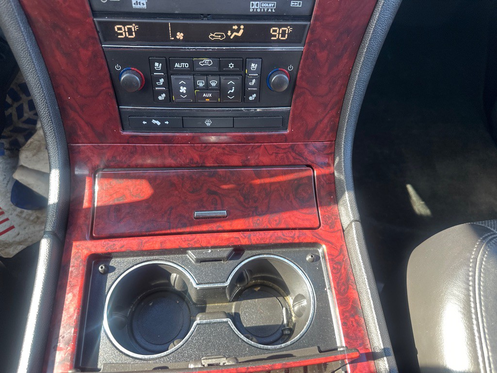 2008 Cadillac Escalade Image 69