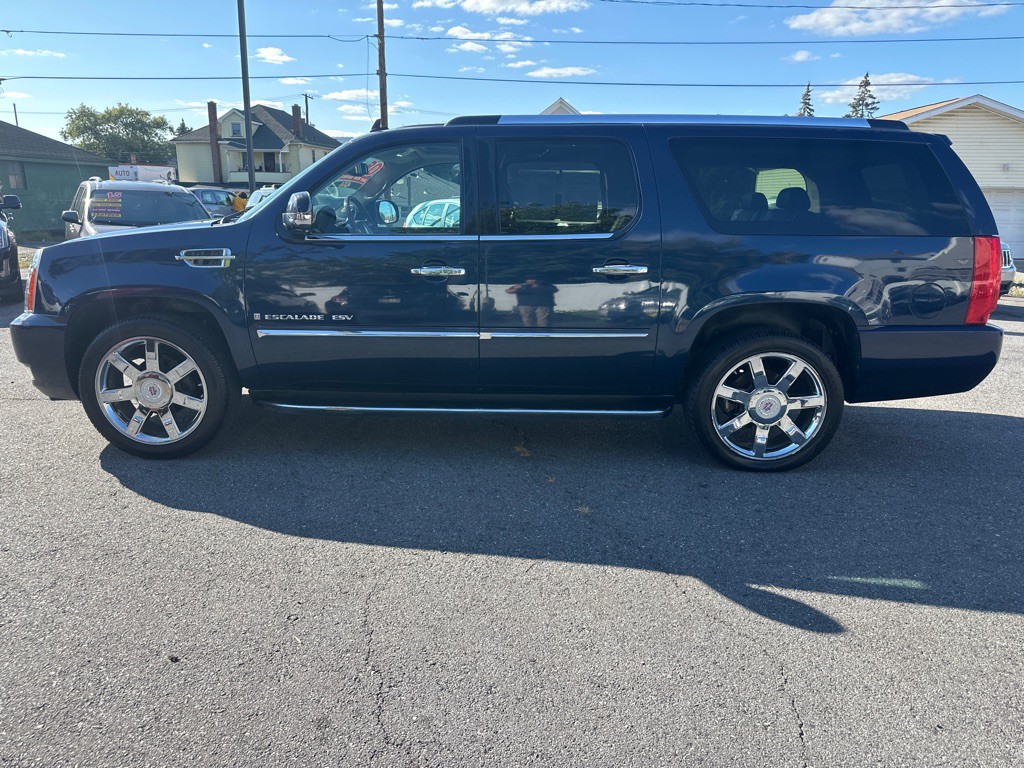 2008 Cadillac Escalade Image 6