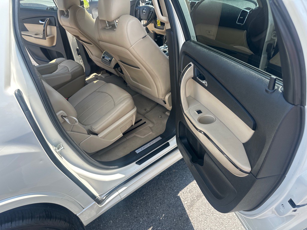 2012 GMC Acadia Image 36