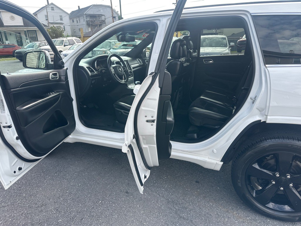 2015 Jeep Grand Cherokee Image 18