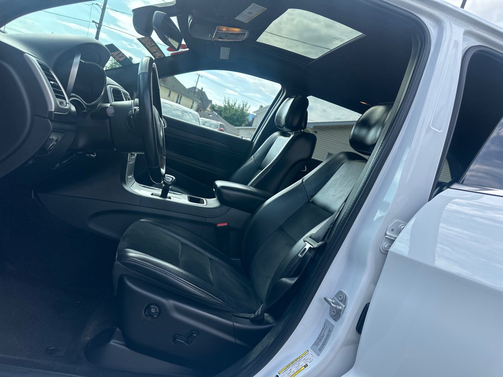 2015 Jeep Grand Cherokee Image 19