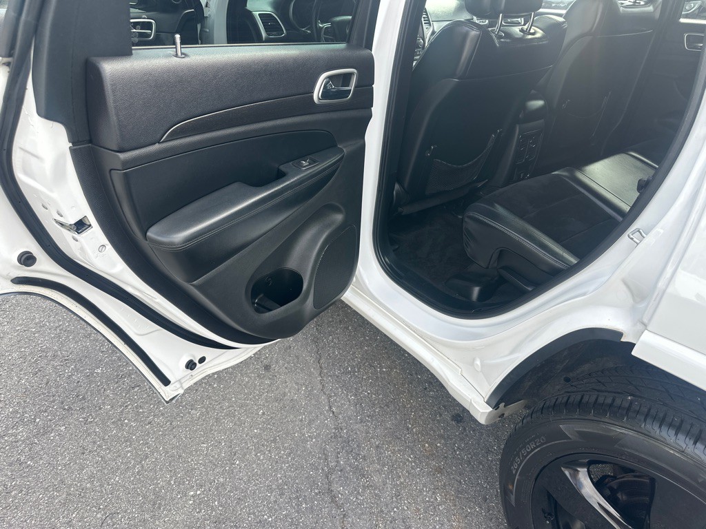 2015 Jeep Grand Cherokee Image 27