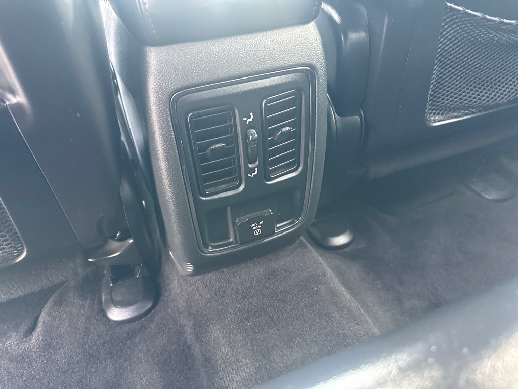 2015 Jeep Grand Cherokee Image 29