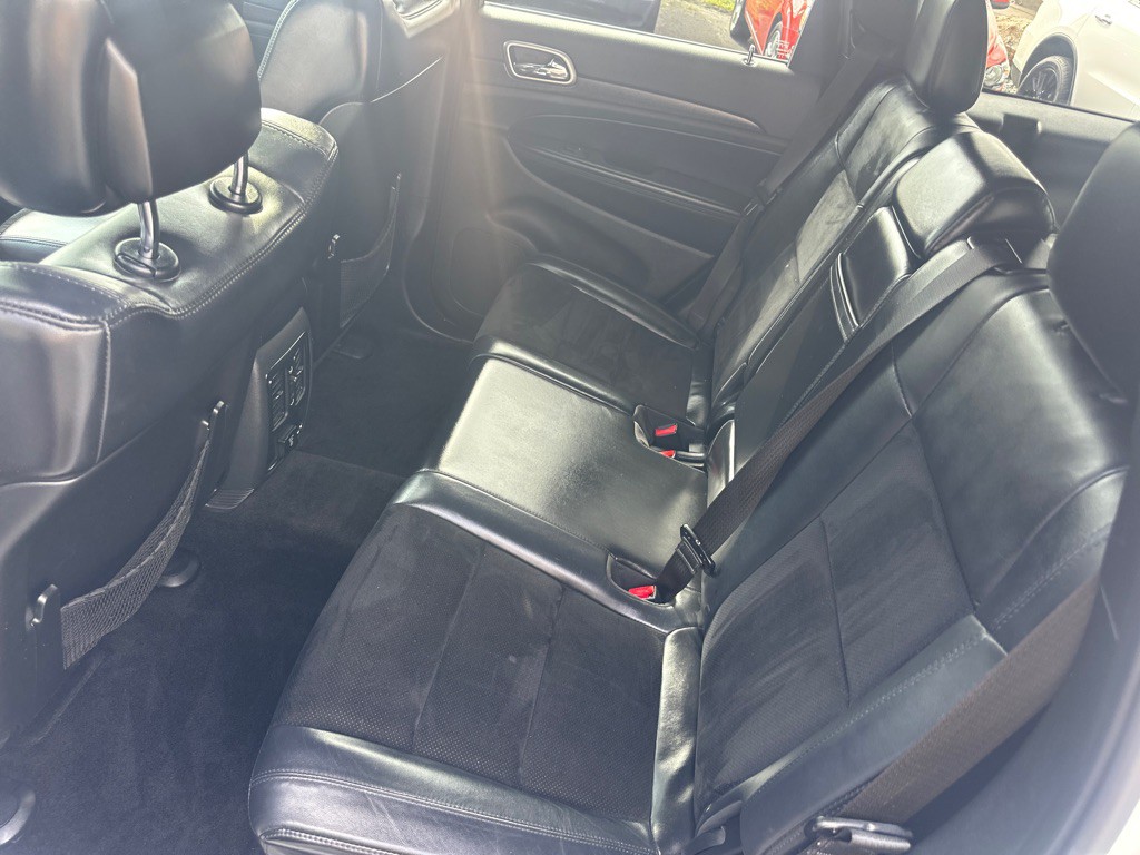 2015 Jeep Grand Cherokee Image 31