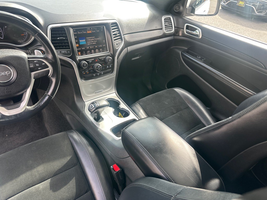 2015 Jeep Grand Cherokee Image 33