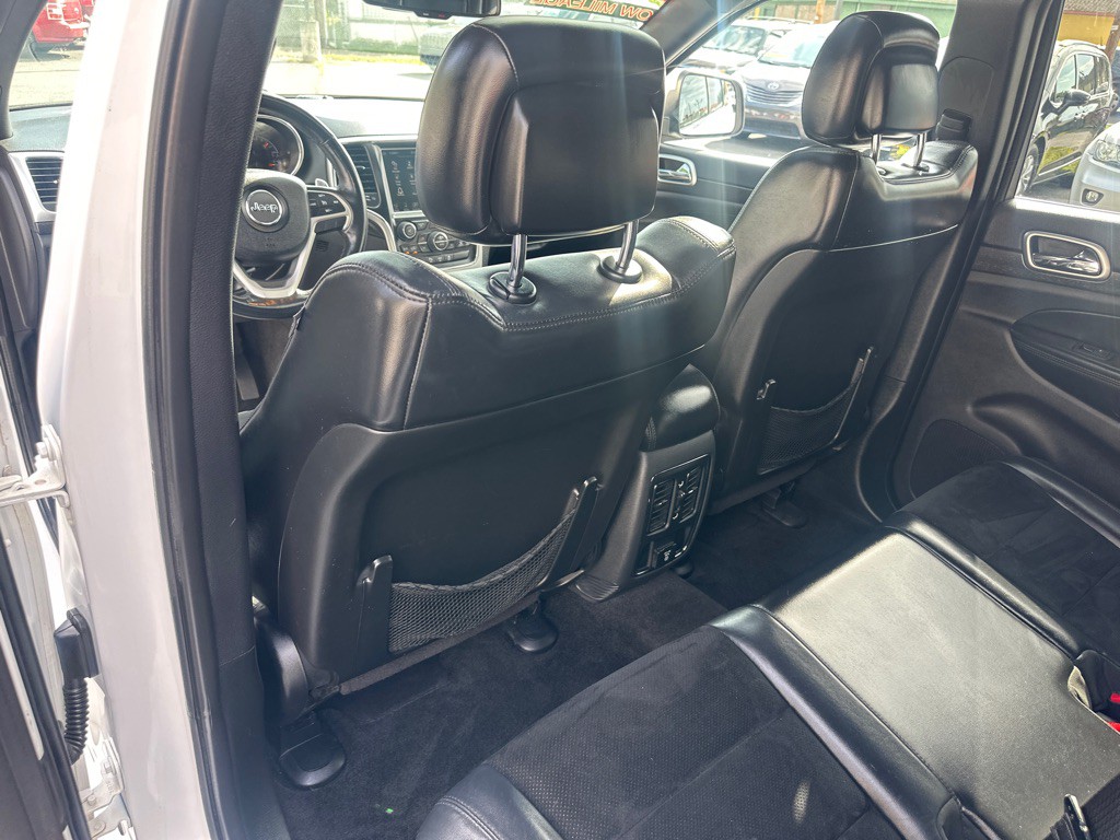 2015 Jeep Grand Cherokee Image 36