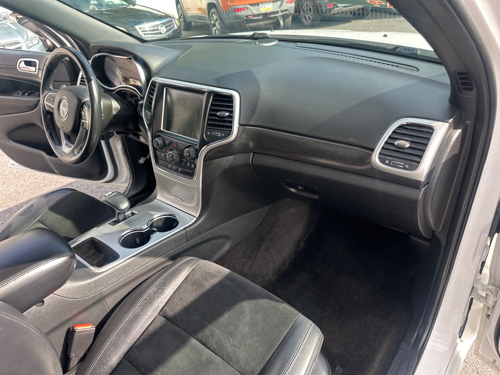 2015 Jeep Grand Cherokee Image 50