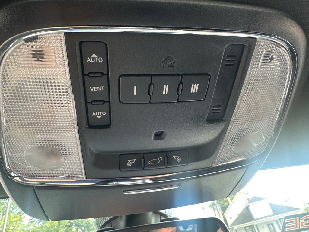 2015 Jeep Grand Cherokee Image 70