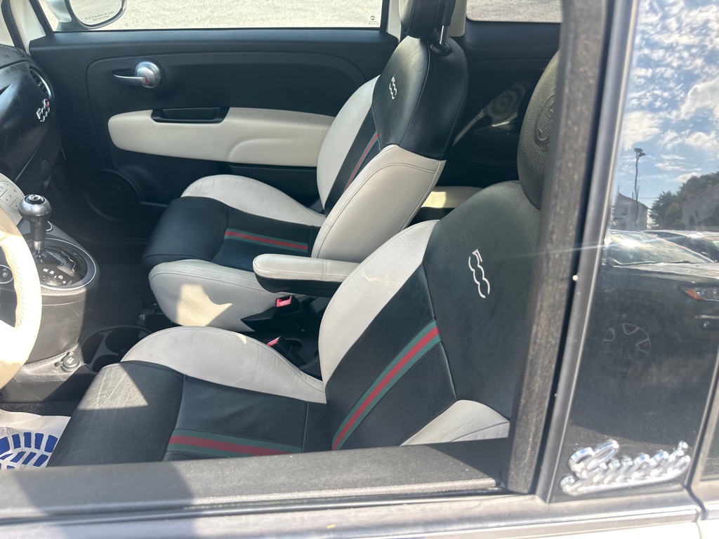 2012 FIAT 500 Image 4