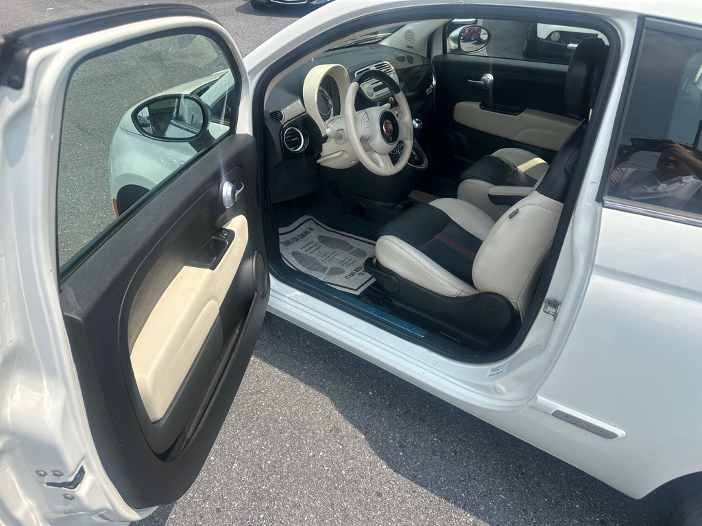 2012 FIAT 500 Image 35