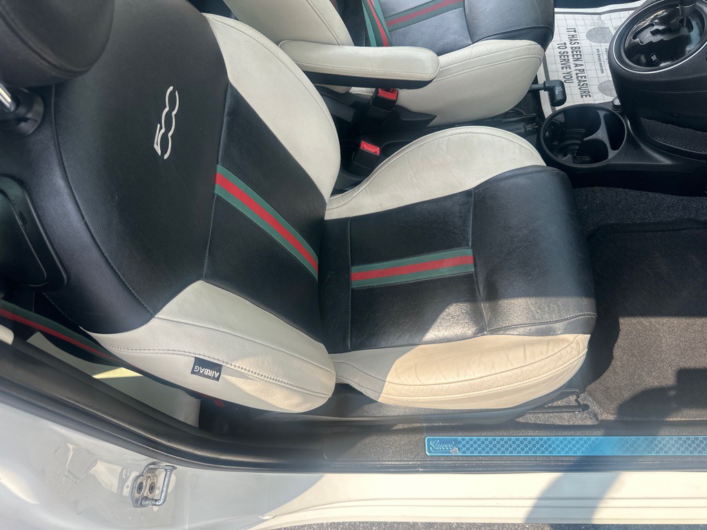 2012 FIAT 500 Image 42