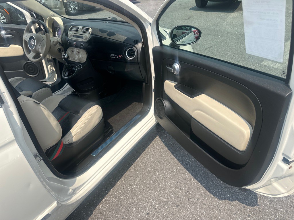 2012 FIAT 500 Image 45