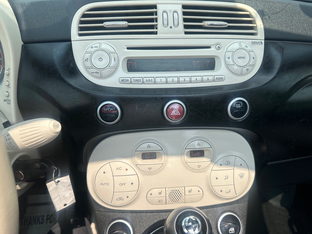 2012 FIAT 500 Image 57