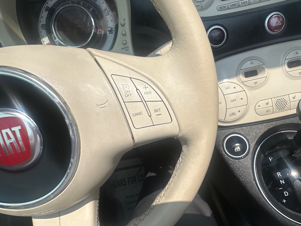 2012 FIAT 500 Image 65