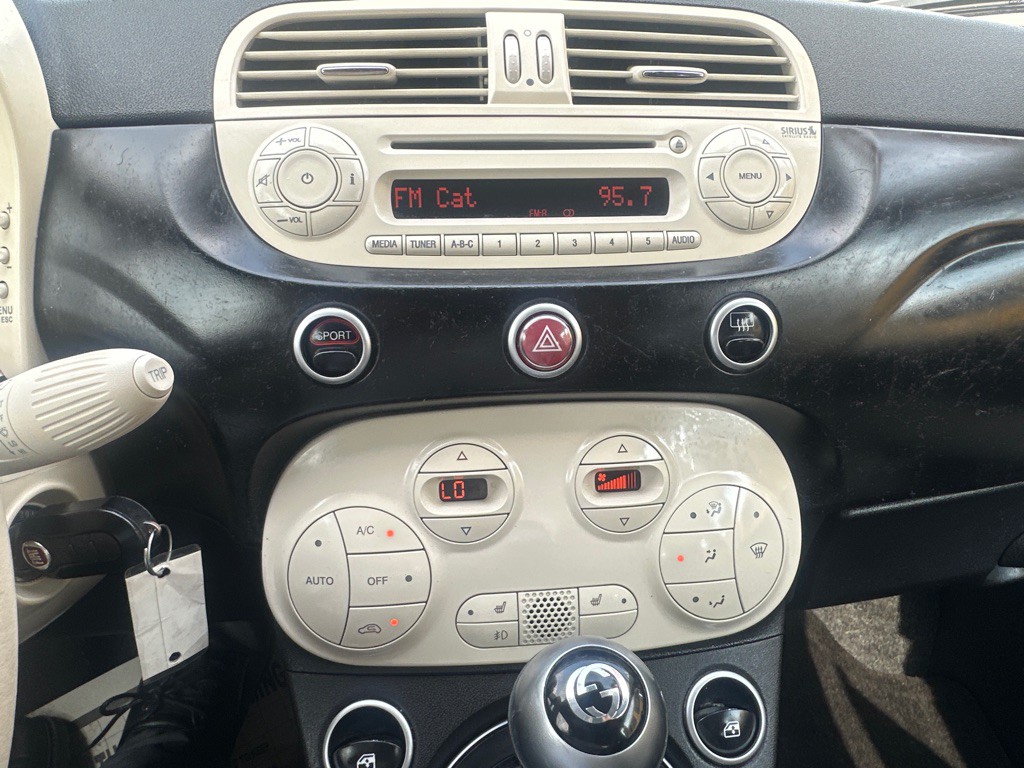 2012 FIAT 500 Image 85