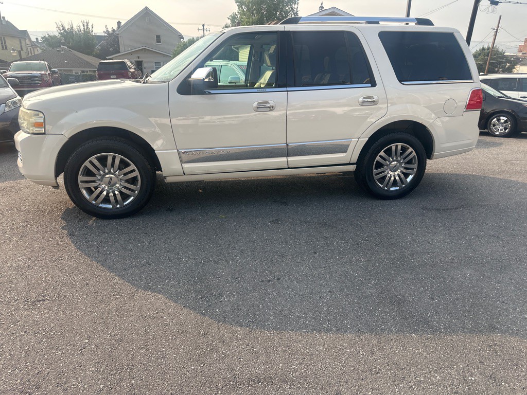 2007 Lincoln Navigator Image 6