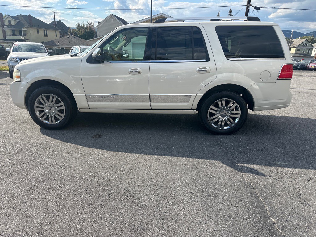 2007 Lincoln Navigator Image 56